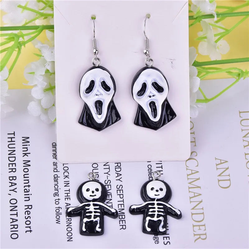 10pcs  Evil Skull Halloween Resin Charms