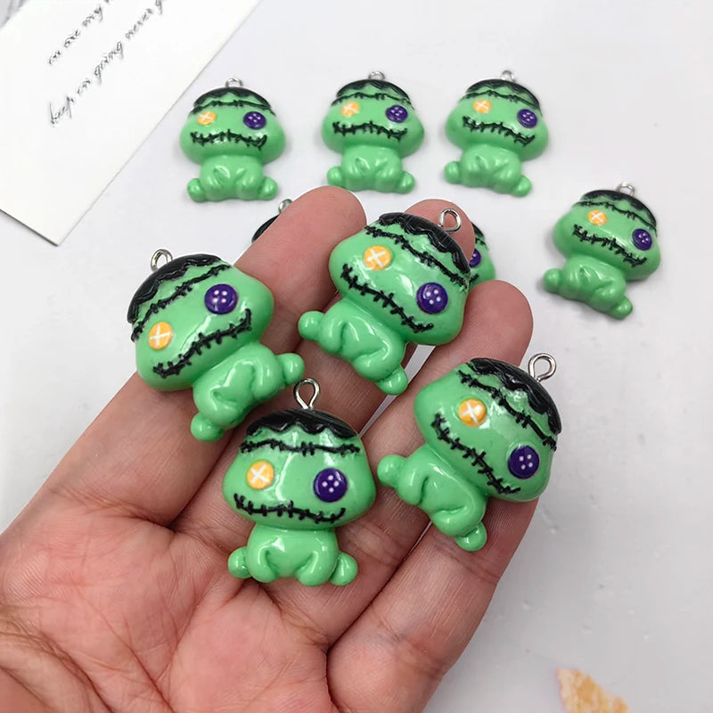 10pcs Festival Halloween Green Monster Charms