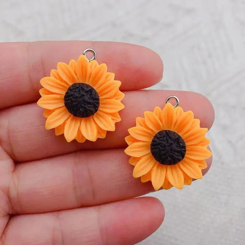 10pcs Sunflowers Daisy Charms Resin Flowers Pendant Flatback Craft For Earring Keychain DIY Jewelry Making Findings