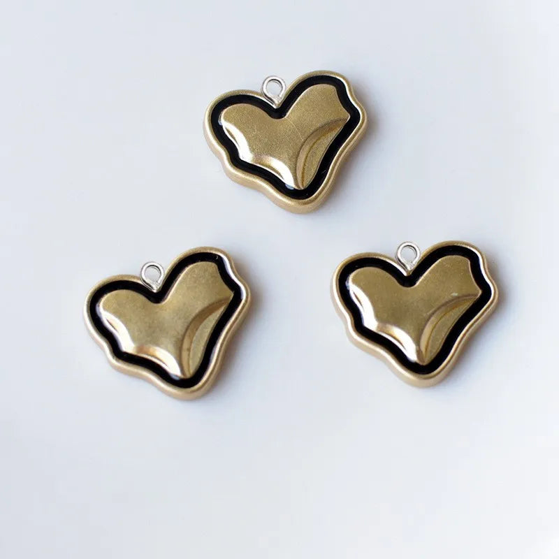 10Pcs Colorful Irregular Love Heart Resin Charms