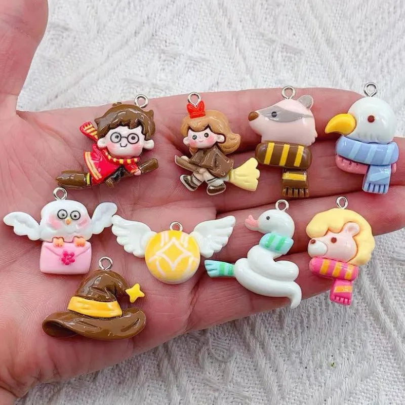 10pcs/pack Funny Cute Cartoon anime Resin Charms Pendant for DIY Earring Keychain Jewelry Making Bulk Items Wholesale