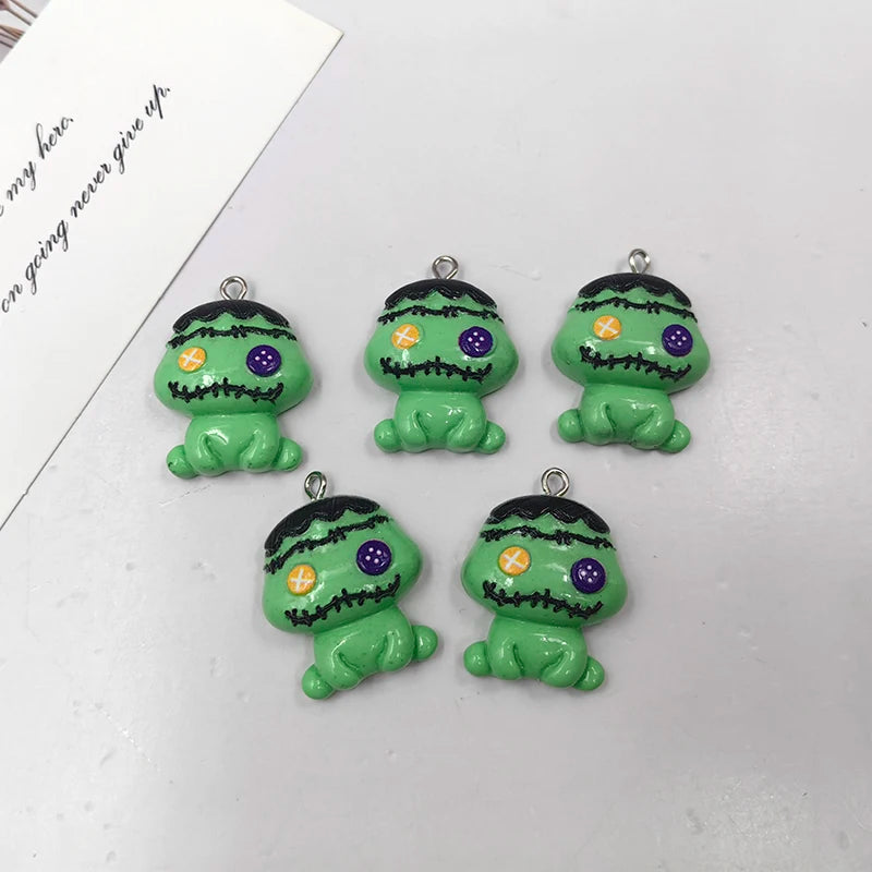 10pcs Festival Halloween Green Monster Charms