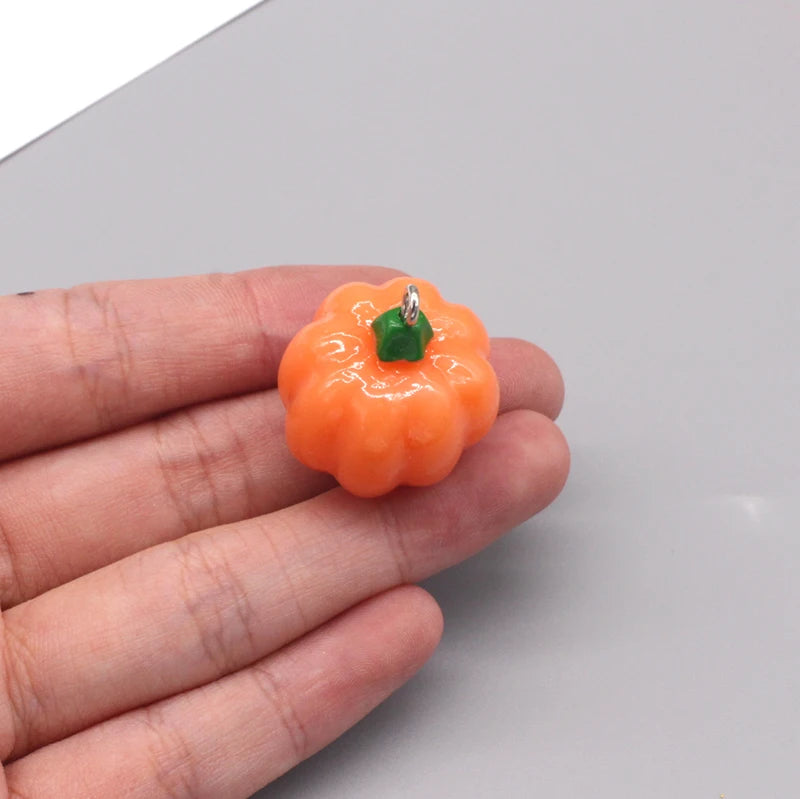 10pcs/pack Cute 3D Mini Pumpkin Resin Charms Funny Halloween Cushaw Food Pendant For Earring Keychain Diy Jewelry Making D275