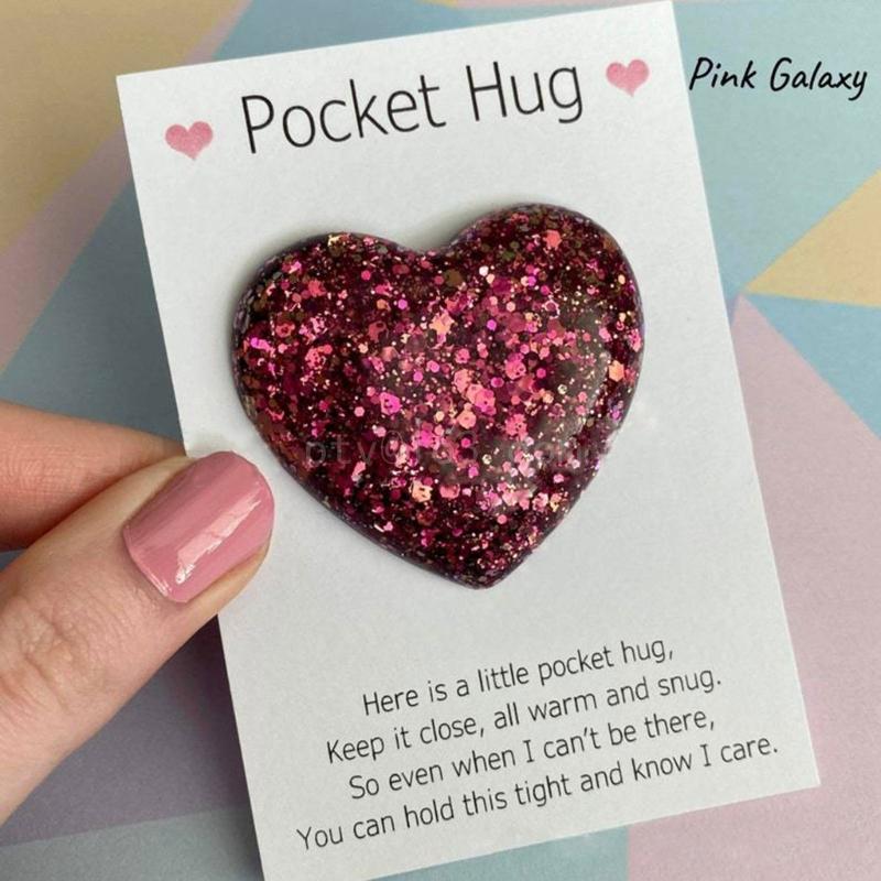 Pocket Hug Heart with Greeting Cards, Mini Heart Pocket Hug Decoration, Carry Heartwarming Message to Hug Whoever