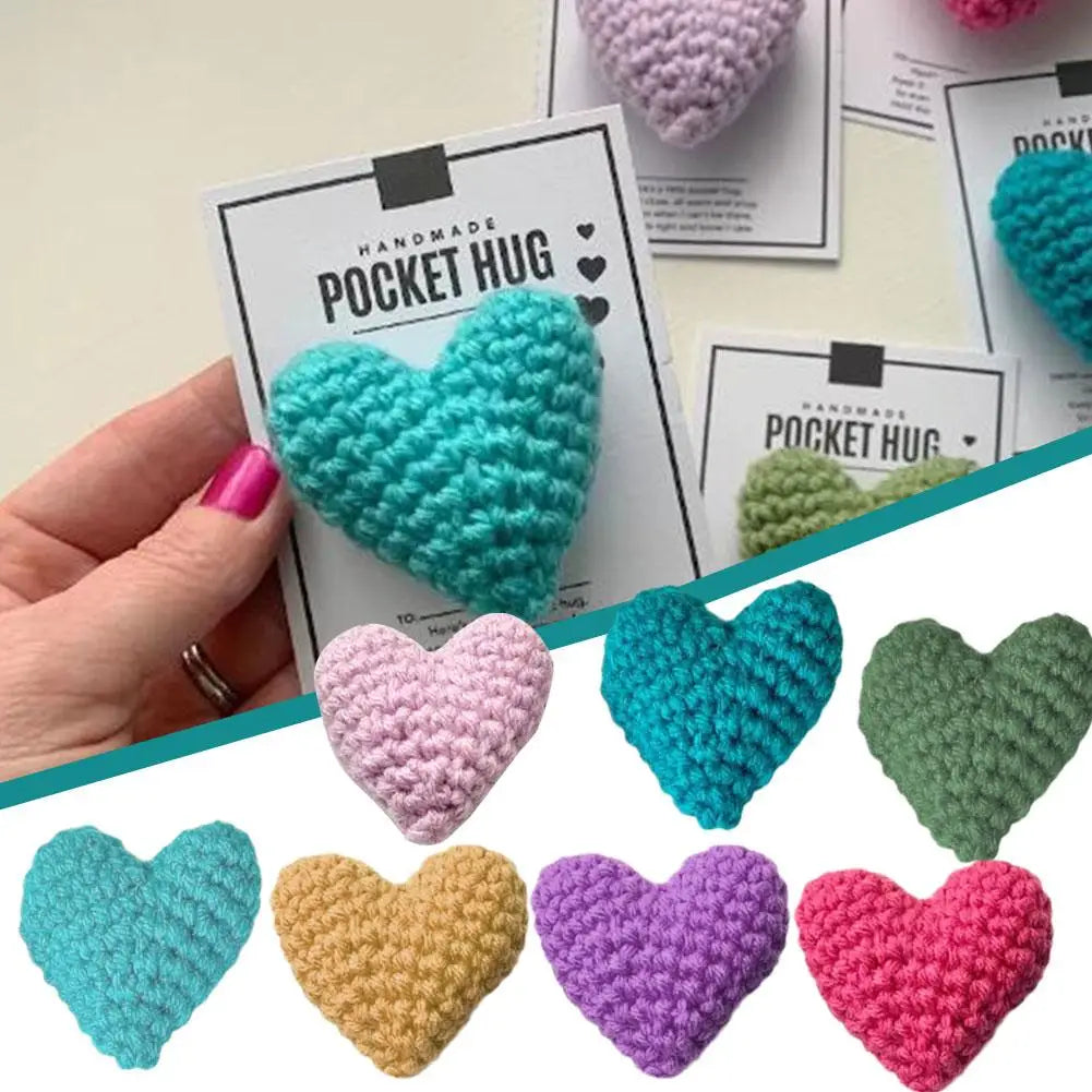 Crocheted Heart Pocket Hug Greeting Card Knitted Heart Keepsake Ornament Workmanship Encouragement Gift Cute Knitted