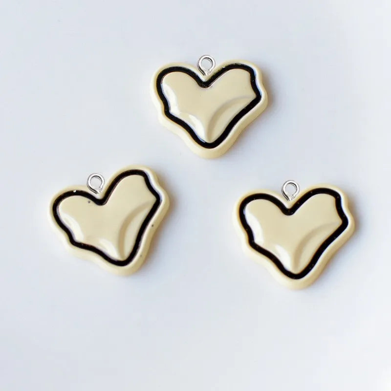 10Pcs Colorful Irregular Love Heart Resin Charms