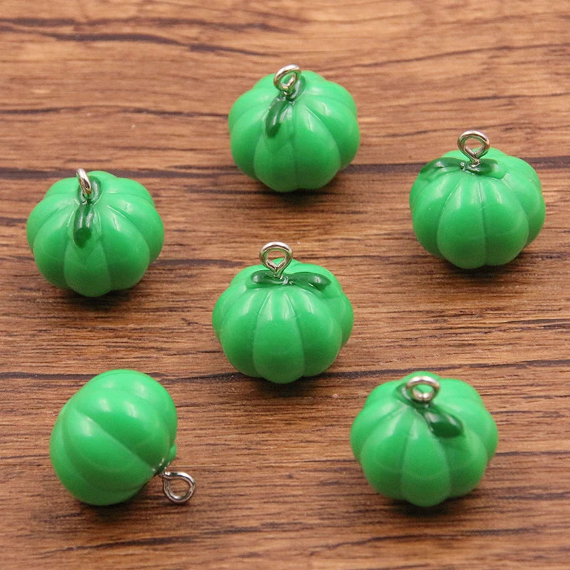 10Pcs 17X17MM Cute 7 Color Halloween Pumpkin Charms